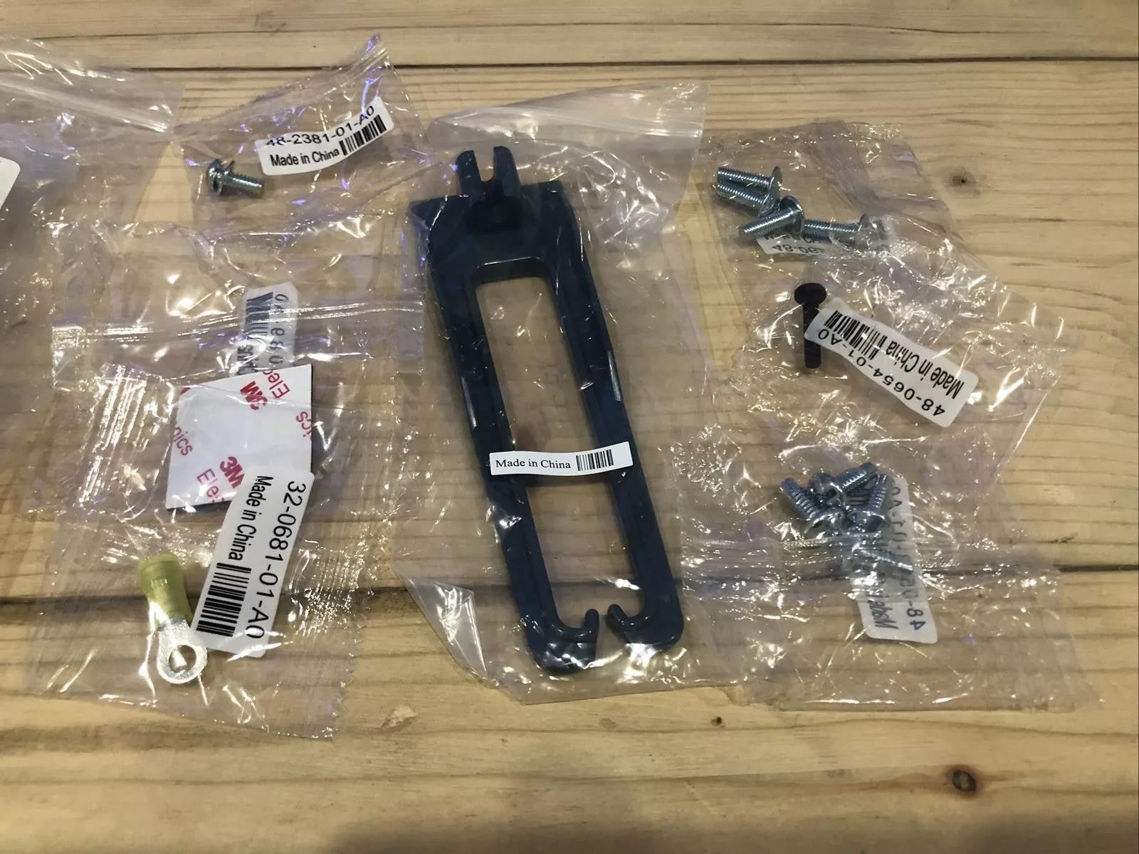 Genuine Cisco 800-39749-01 Rack Mount Kit Sealed