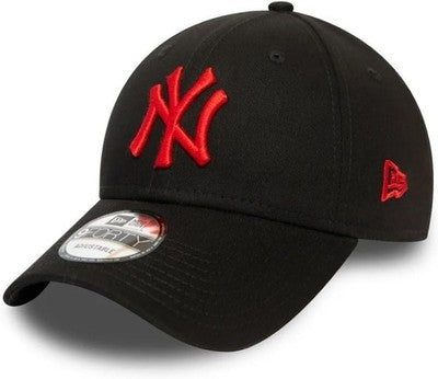 New Era New York Yankees MLB League Essential 9Forty Cap Black Red One-Size