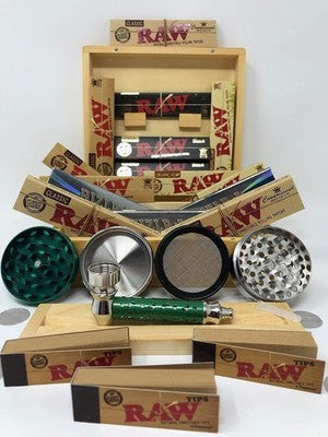 RAW Rizla Connoisseur Organic Black Papers + Tips Rolling Box Gift Set RAW3