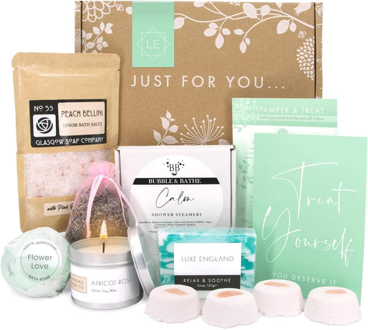 PAMPER & TREAT Gift Hampers for Women Handmade UK Bath Candle Hamper Set