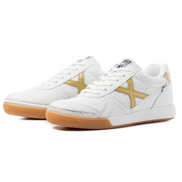 Munich Girls/Boys Shine Trainers with Gold X - Size UK 2 White/Gold