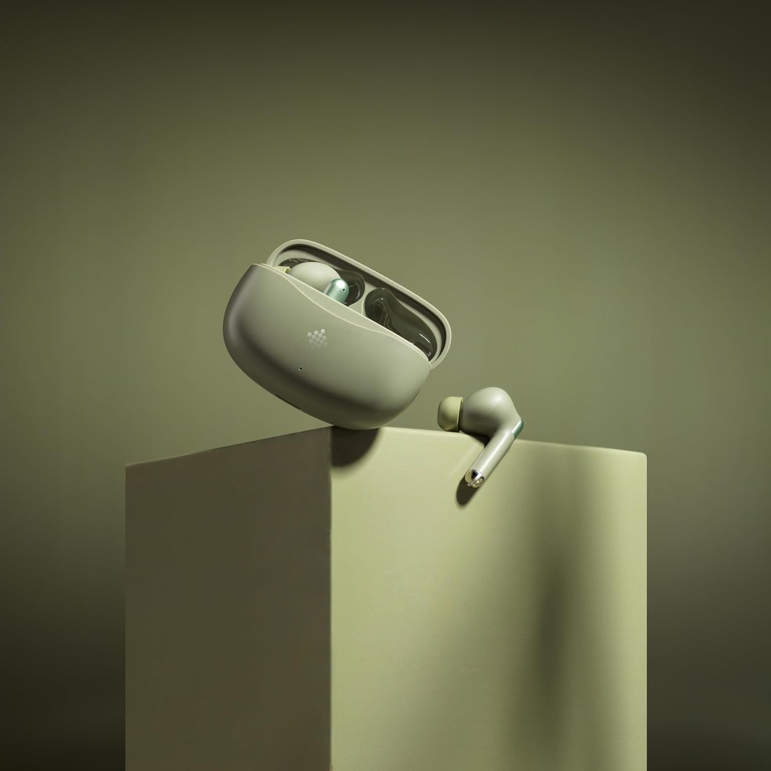 Intempo Wireless Bluetooth Noise-cancelling Headphones Olive