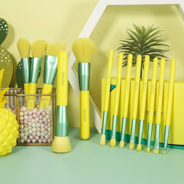 Docolor 13-Piece Makeup Brush Set, Professional Brushes with Gift Box