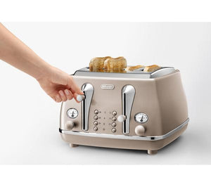 De'Longhi Icona Metallics CTOT4003.BG 4-Slice Toaster - Gold
