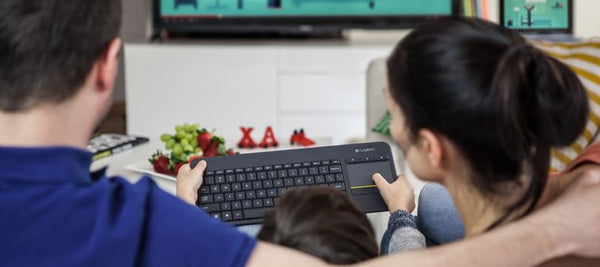 Logitech K400 Plus Touch TV Wireless Keyboard - Dark Grey